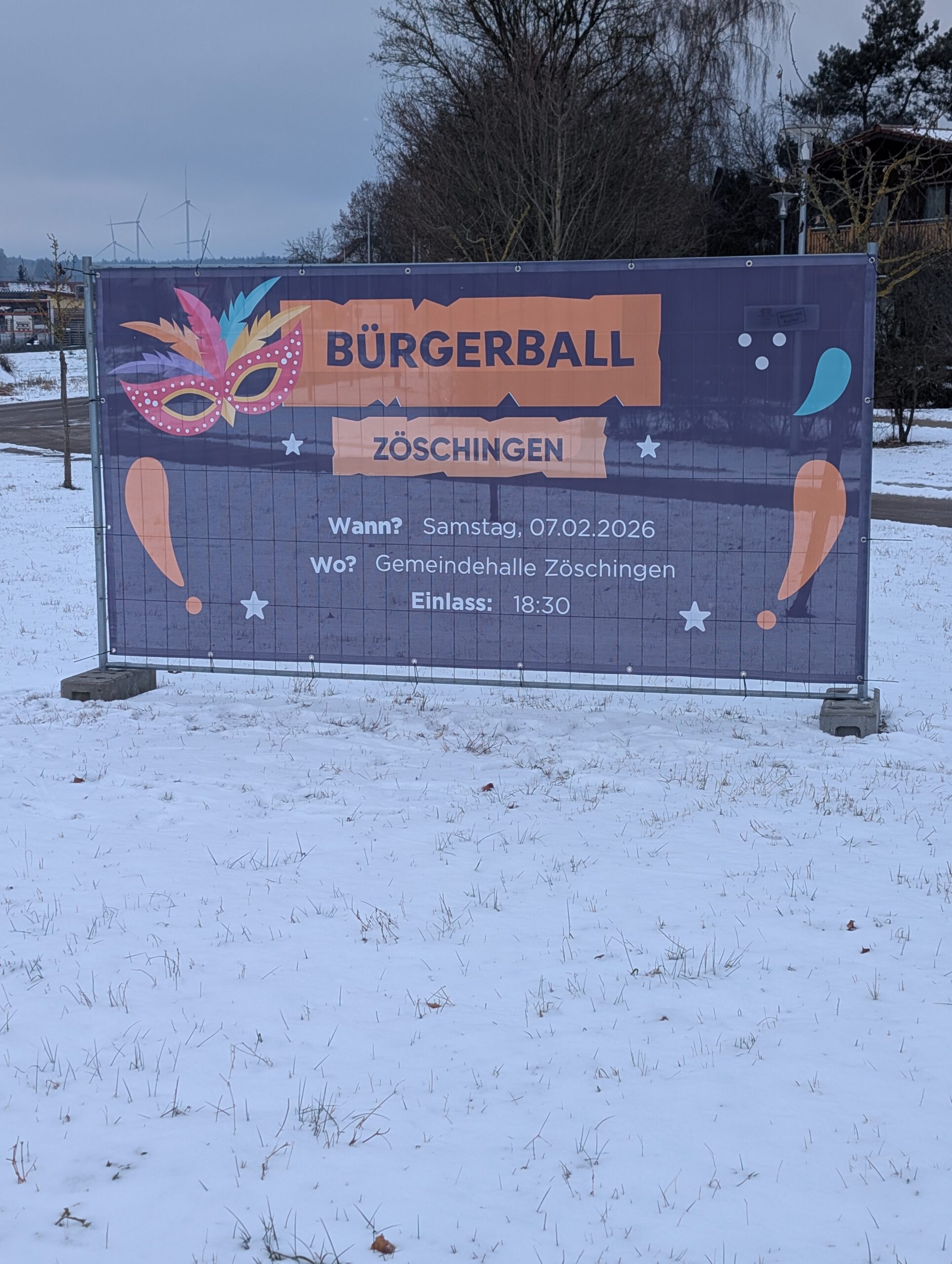 Bauzaunbanner vom Bürgerball in Zöschingen